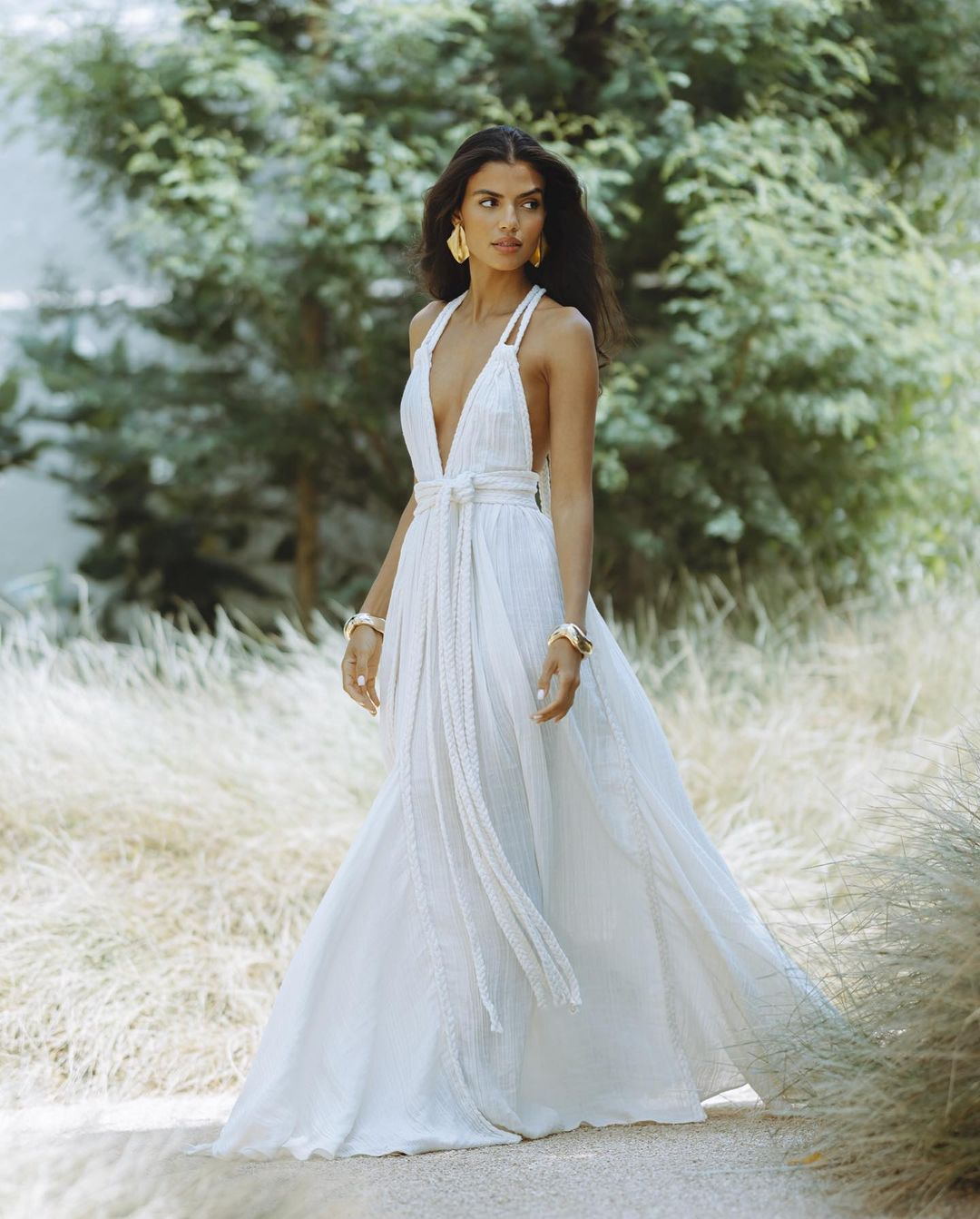 Dbvacay  Backless with straps and flowing suitable for vacation Maxi Dress
